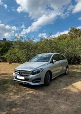 Mercedes-Benz B 200 Sports Tourer  1. Han... - Mercedes-Benz B 200: Kleinwagen