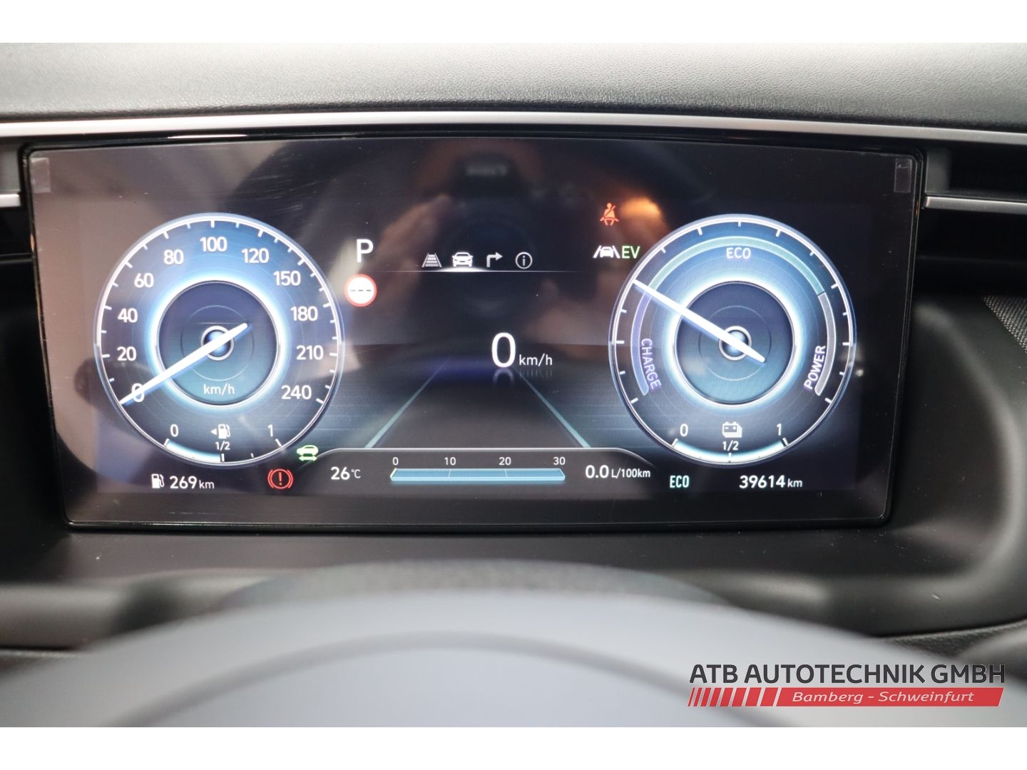 Fahrzeugabbildung Hyundai Tucson PHEV 1.6 T-GDi 4WD 97,8% SOH Funkions- /L