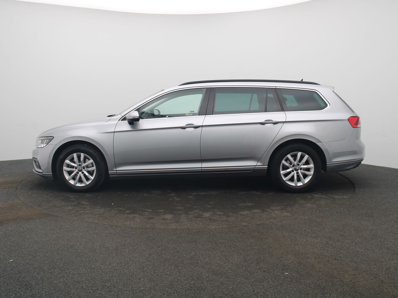 Volkswagen Passat Variant - Bild 5
