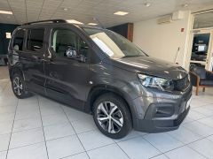 PEUGEOT Rifter 1.5 BlueHDi GT/2.HAND/PANO/CAM/NAVI/SHZ! PEUGEOT Rifter 1.5 BlueHDi GT/2.HAND/PANO/CAM/NAVI/SHZ!