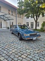 Cadillac Deville V8 - Cadillac Deville: Limousine
