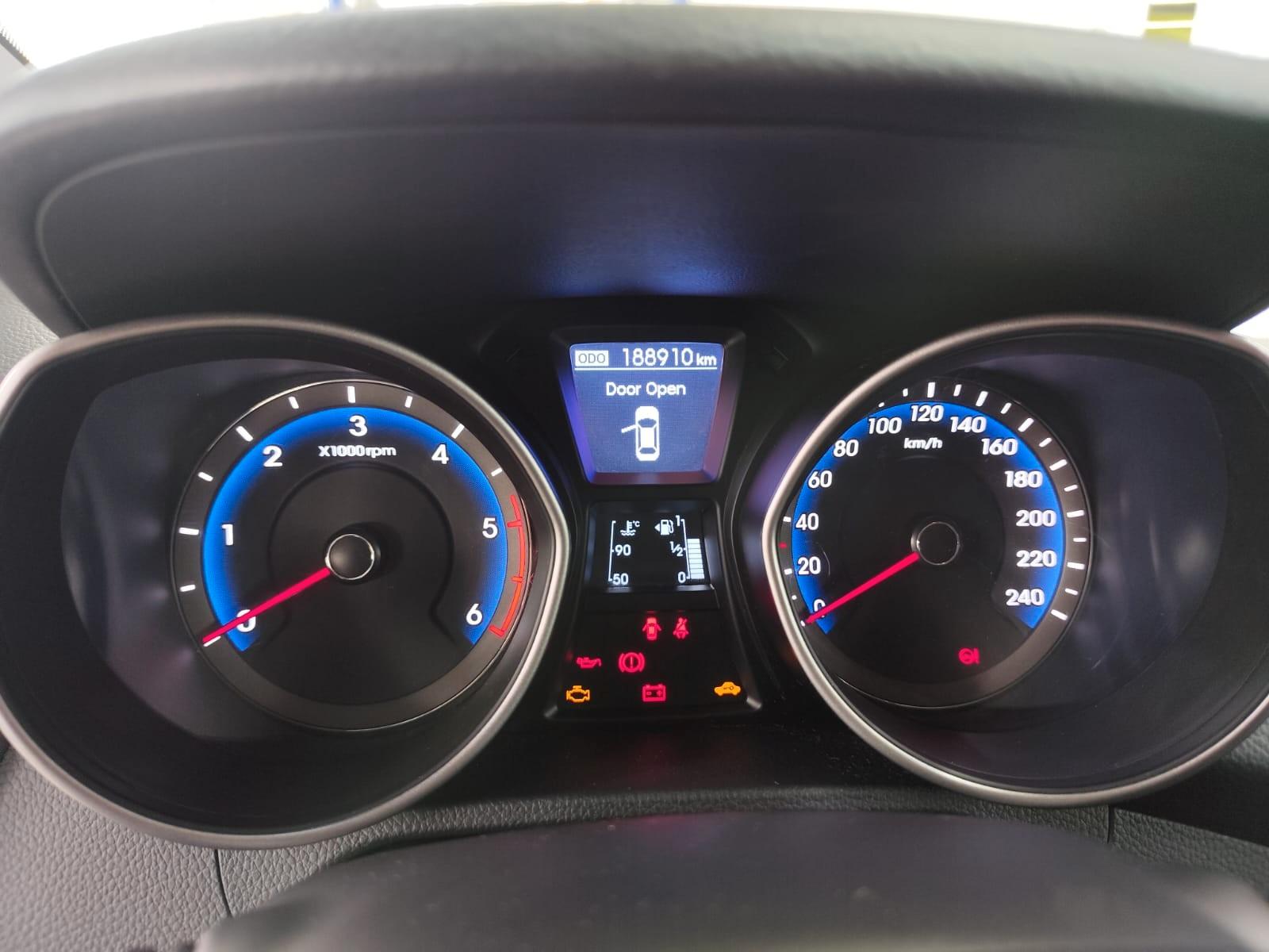 Hyundai i30 2012 — photo 14