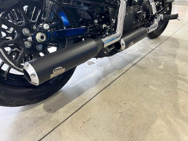 Fahrzeugabbildung Harley-Davidson XL2 Forty Eight 1200 mit Jekill&Hyde Auspuff