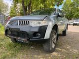 Mitsubishi L200 Invite Doppelkabine 4WD - gebrauchte Mitsubishi L200 aus dem Jahr 2011