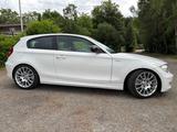 BMW 123 ST Gewindefahrwerk, Sportsitze, Navi SHZ - BMW 123 aus 2009