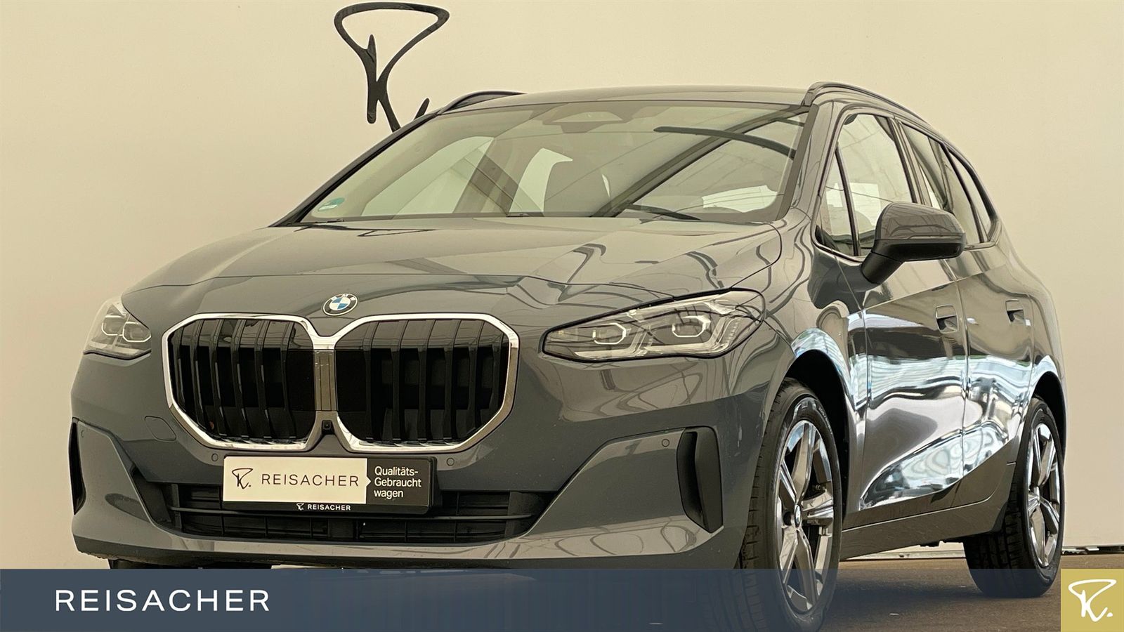 BMW 220d Active Tourer AHK LCPro ACC HUD 360° 17"LM