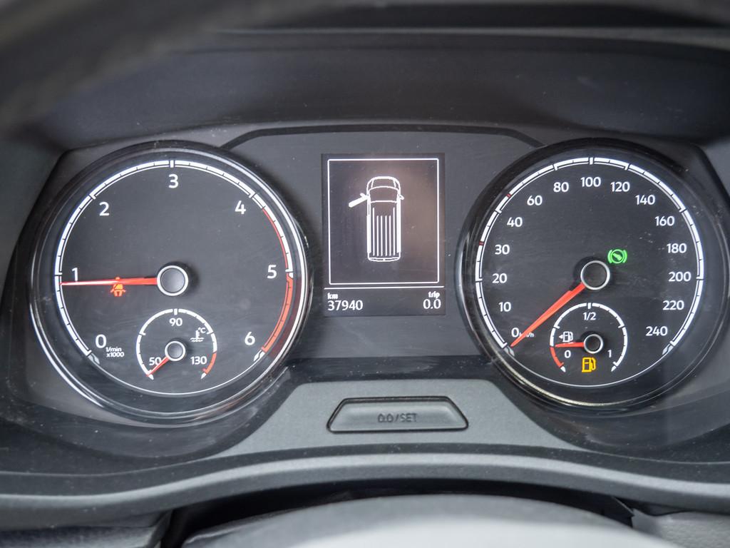 Volkswagen T6.1 Kasten 2.0 TDI SORTIMO KAMERA NAVI ACC LED
