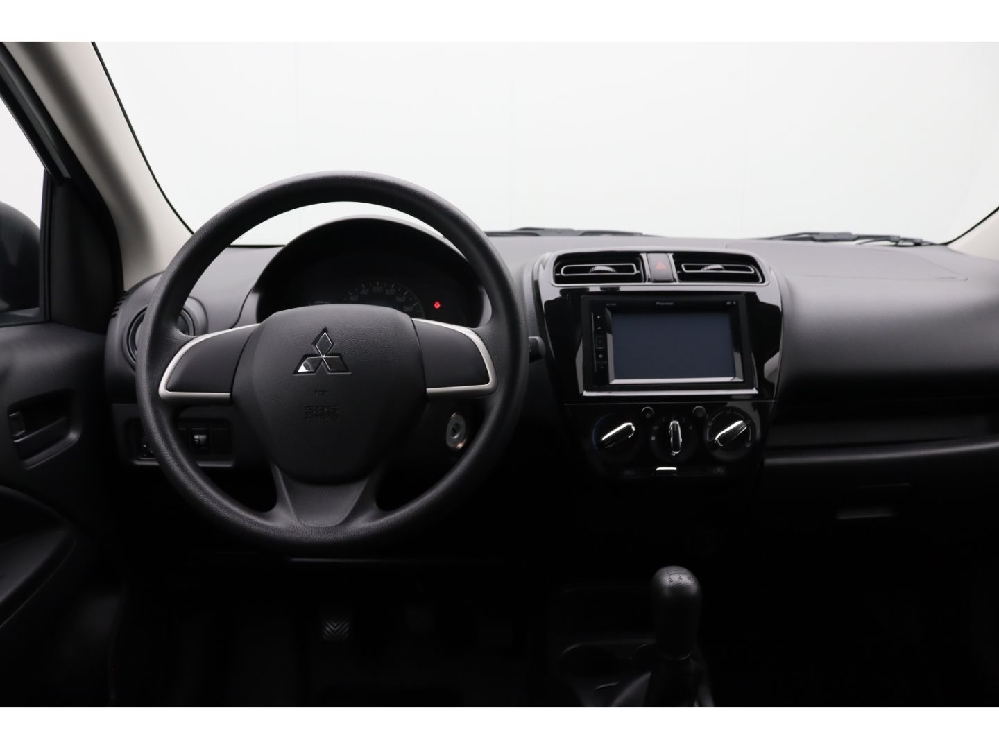 Fahrzeugabbildung Mitsubishi Space Star Select AppleCP Servo Klima DAB