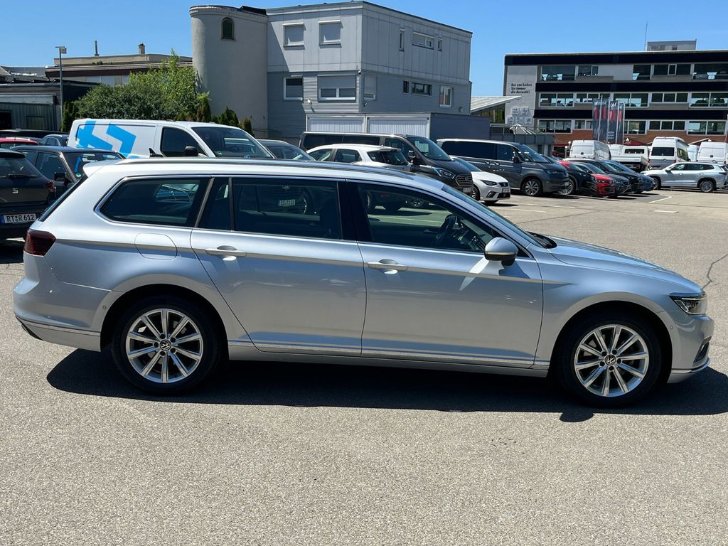 VW Passat Variant Elegance 190PS DSG #MATRIX #PANO VW Passat Variant Elegance 190PS DSG #MATRIX #PANO