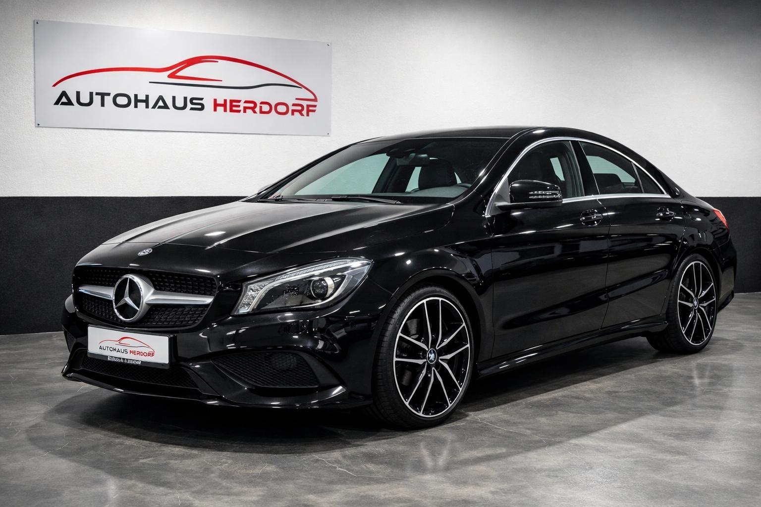 Mercedes-Benz CLA 200 / Urban/ Teilleder/ Bi-Xenon/ Navi