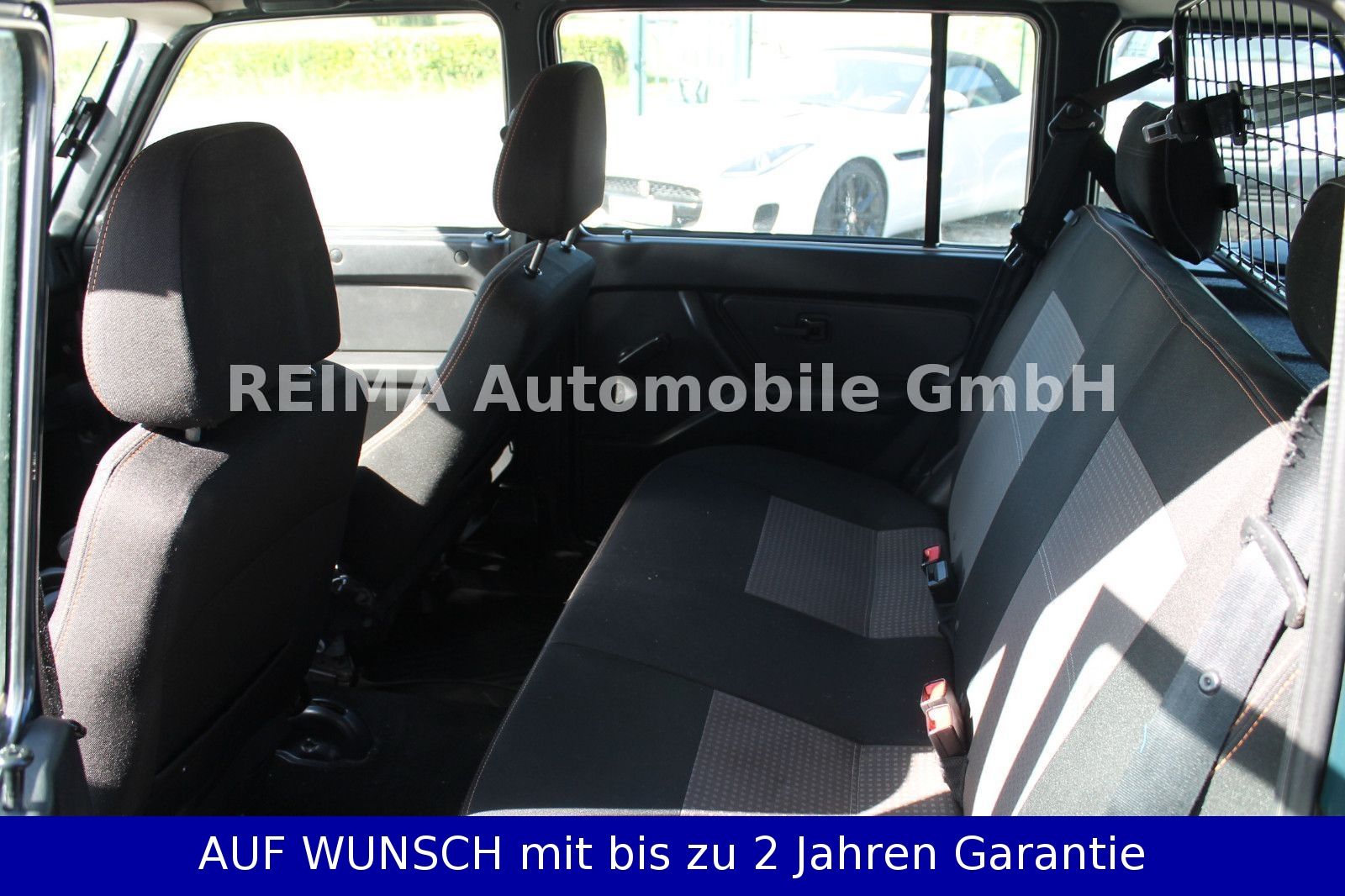 Fahrzeugabbildung Lada Taiga 5-trg. Urban 4x4, Anhängerkupplung