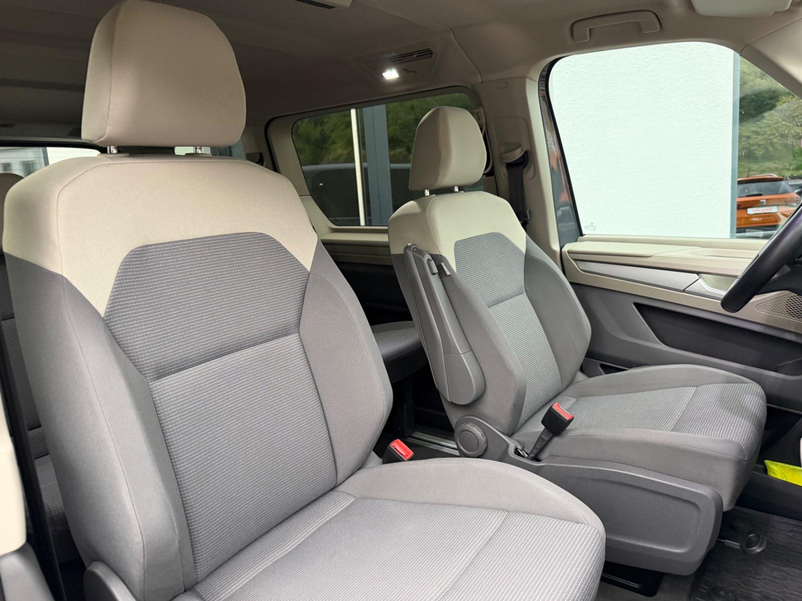 Volkswagen T7 Multivan 2.0 TDI 7-Sitzer