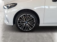 BMW 223 Active Tourer - Vorschau Bild 13