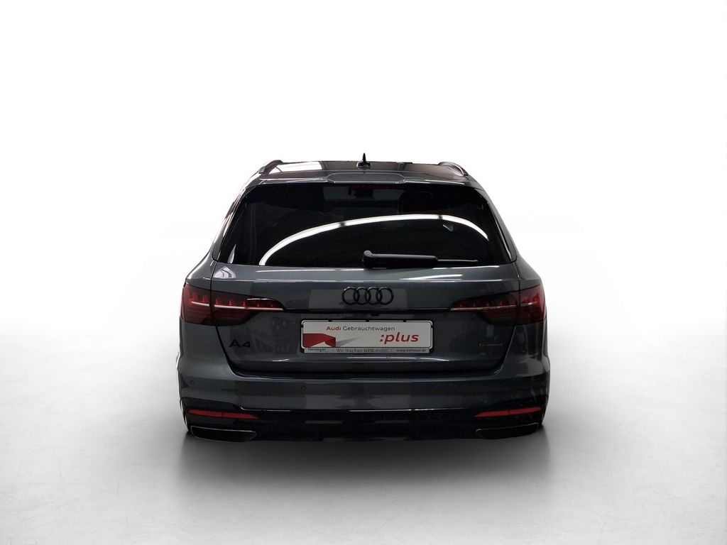 AUDI A4 2024