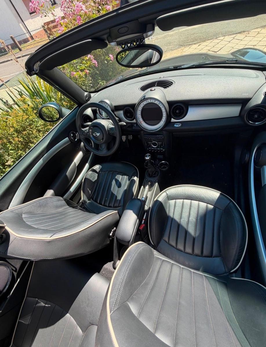 MINI Cooper S Cabrio Navi Leder Keyless Harman Kardon
