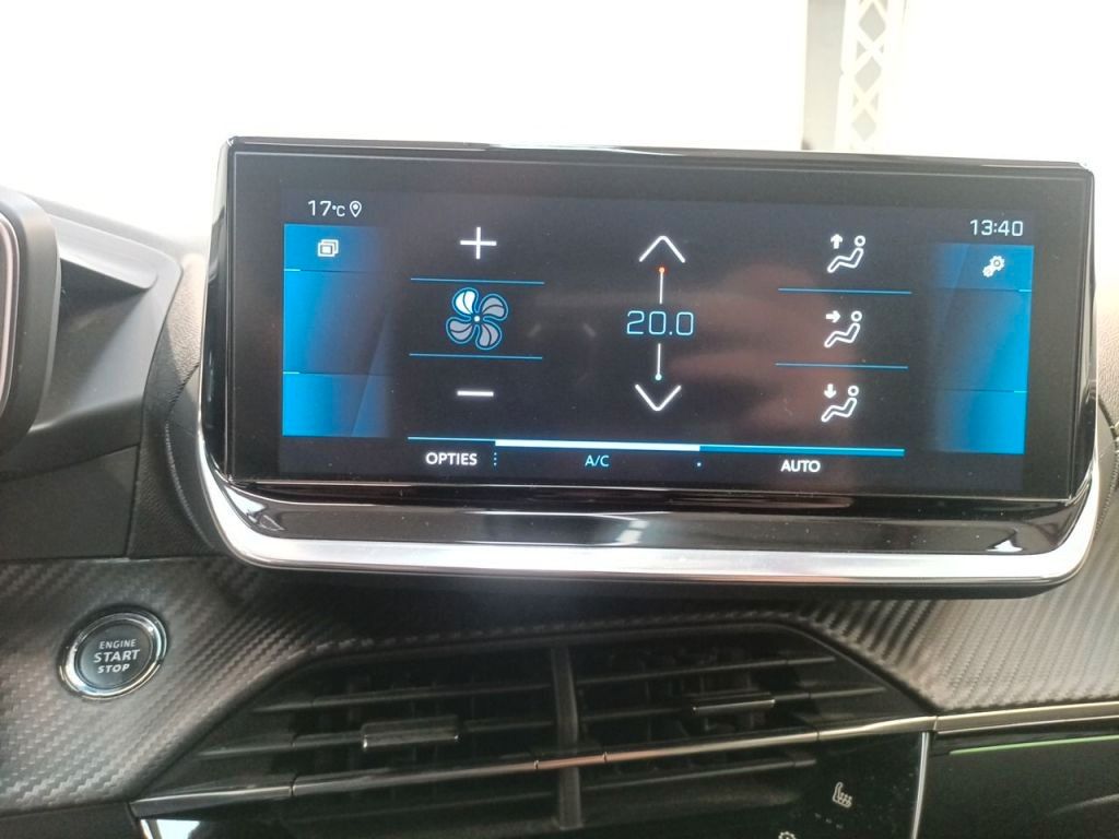 Fahrzeugabbildung Peugeot 208 GT Pack LED/NAVI/SHZ/PANO/HEADUP/PDC