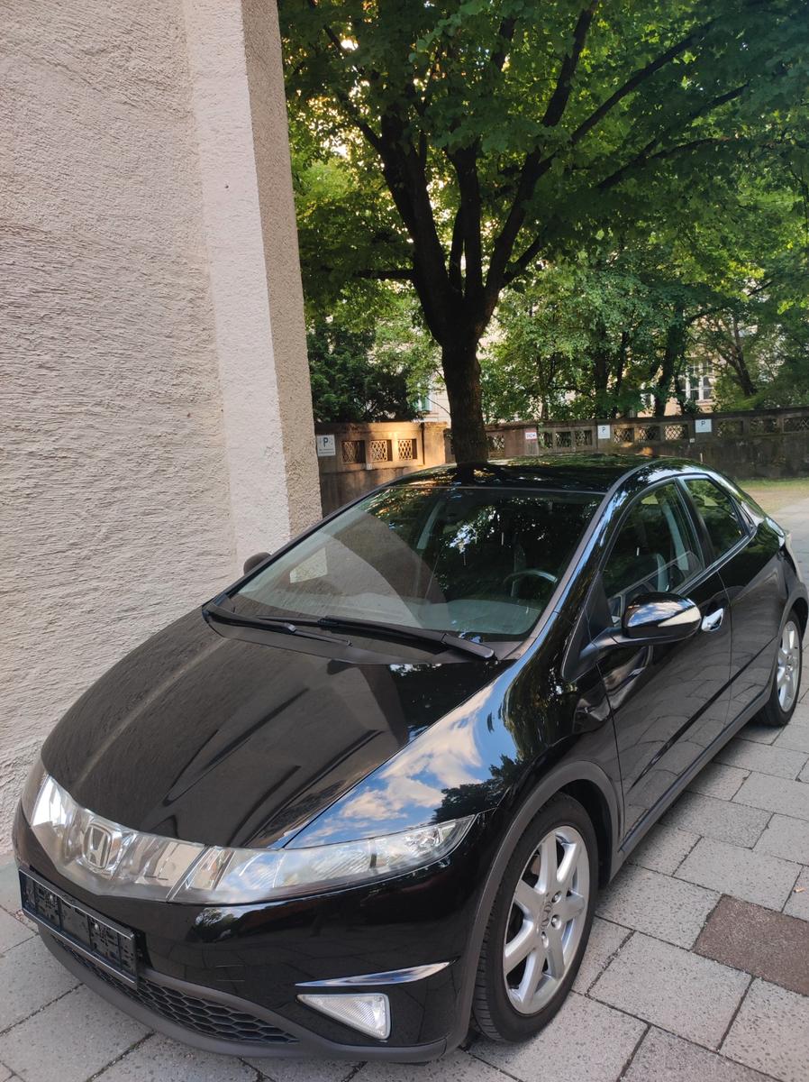 Honda Civic Lim. 5-trg. 1.8 Sport