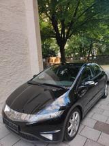 Honda Civic Lim. 5-trg. 1.8 Sport - gebrauchte Honda Civic aus dem Jahr 2009