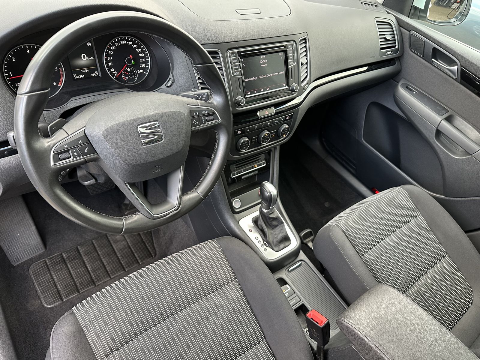 Fahrzeugabbildung SEAT Alhambra 2.0 TDI DSG 4Drive Style NAV+AHK+PANO