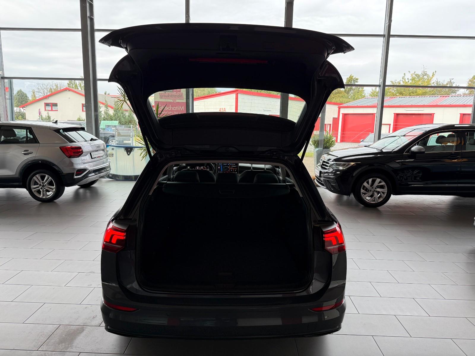 Volkswagen Golf VIII Variant 1.5 eTSI,PDC,Navi,LED,AHK,1Hd, миниатюра 6