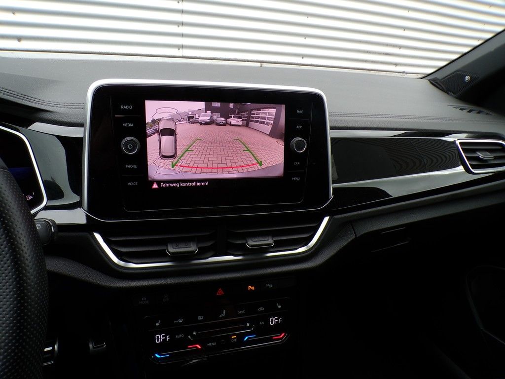 Fahrzeugabbildung Volkswagen T-Roc  2.0 TDI R-Line *LED*AHK*R-Line*APP-Connec
