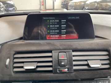BMW 320d xDrive Touring Aut.*LED*NAVI*SHZ*PDC*ALLRAD