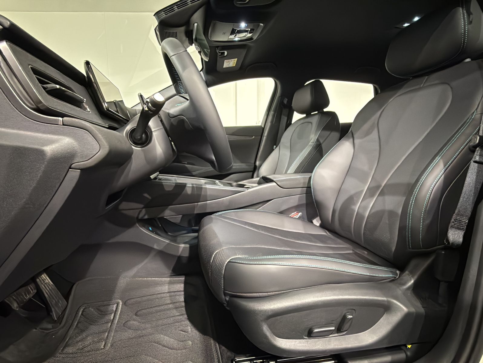 BYD SEAL 6