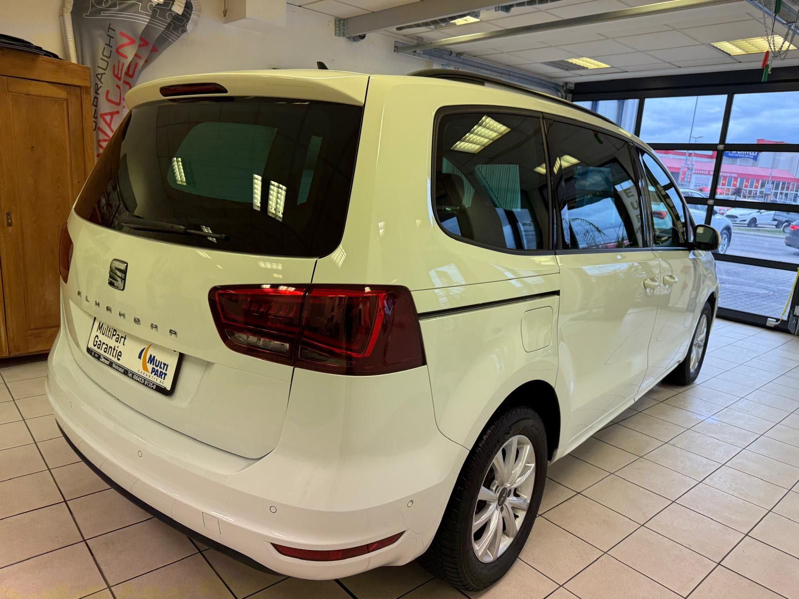 Fahrzeugabbildung SEAT Alhambra Style / NAVI / KLIMA / KAMERA