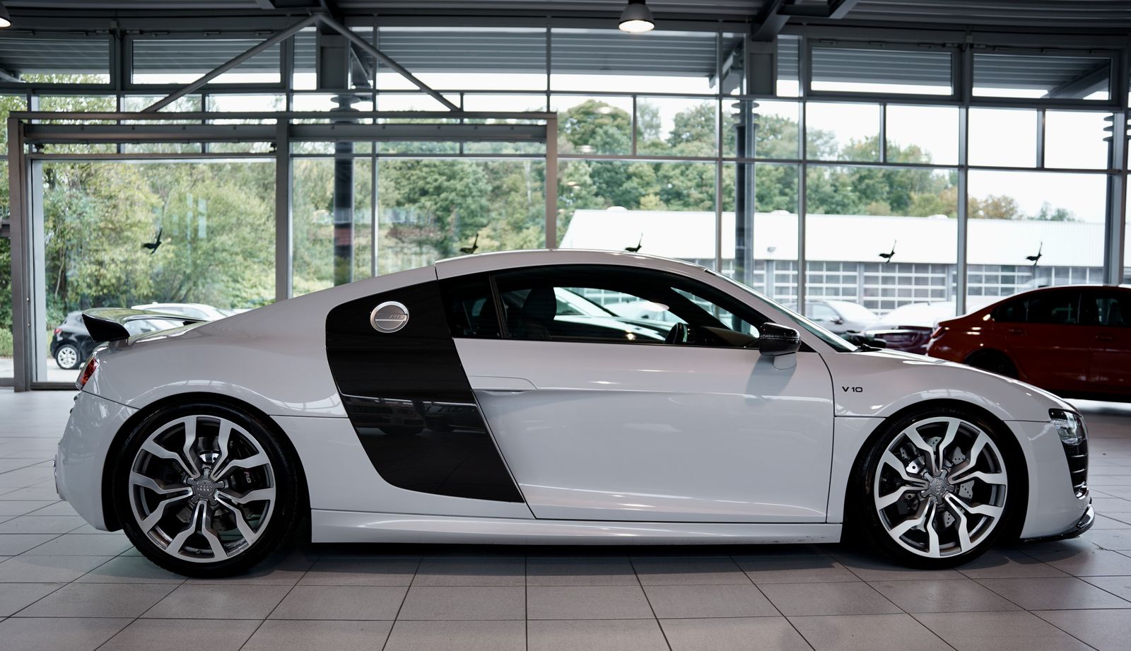 Audi R8