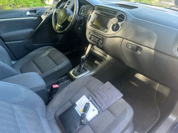 Volkswagen Tiguan - 11