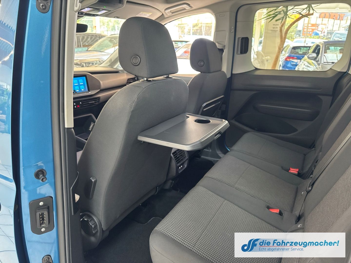 Fahrzeugabbildung Volkswagen Caddy California 2.0 TDI EU6d Panorama Navi LED