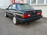 BMW E30 320i - BMW: Coupe, E30