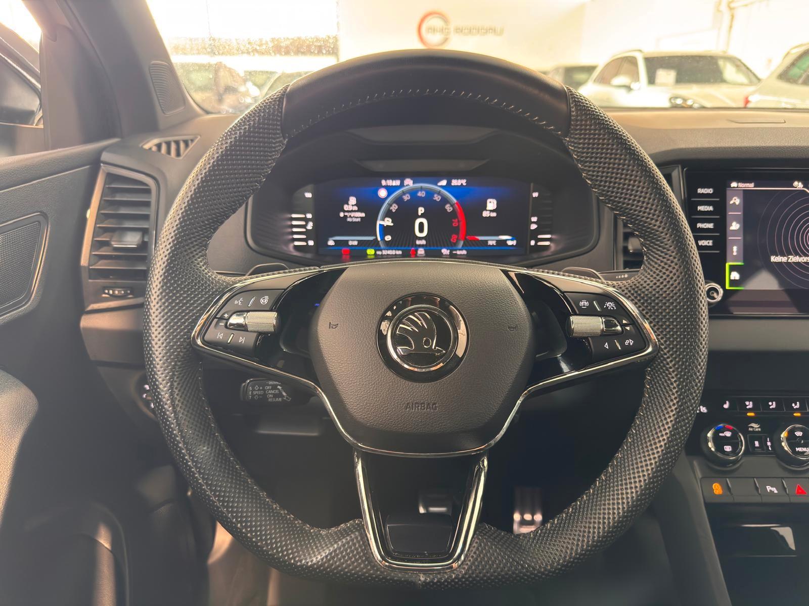 Skoda Karoq Sportline ShZ/Ambient/ACC/Winter-Paket Plu, миниатюра 27