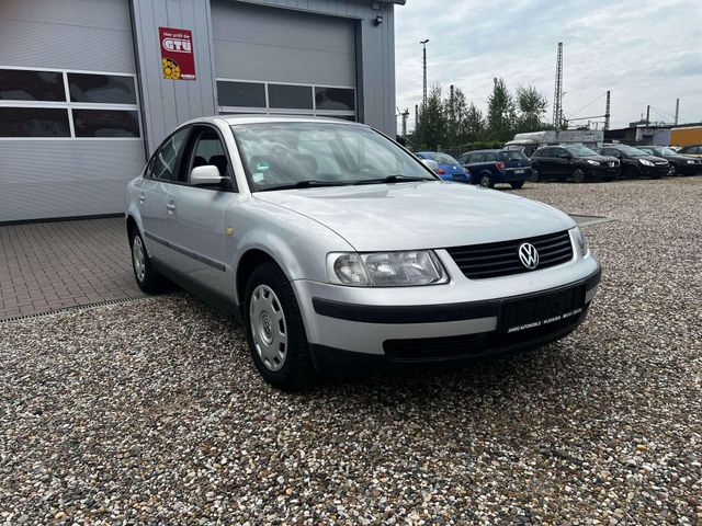 Volkswagen Passat 1.6