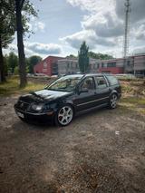 Volkswagen VW Bora/Golf 4 (US, 6 Gang, Recaro) Verkau... - Volkswagen Bora mit Diesel-Antrieb: Kombi
