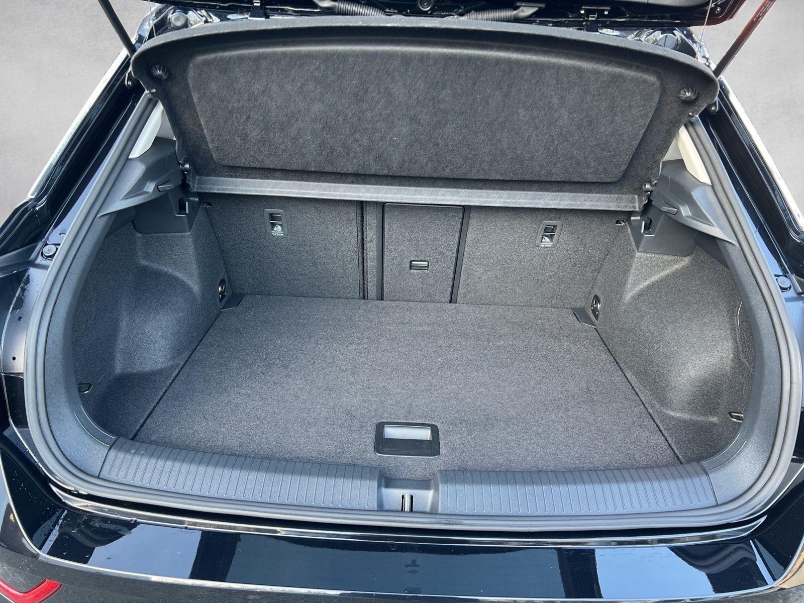 T-Roc Life 1.0 TSI AHK*Navi*LED