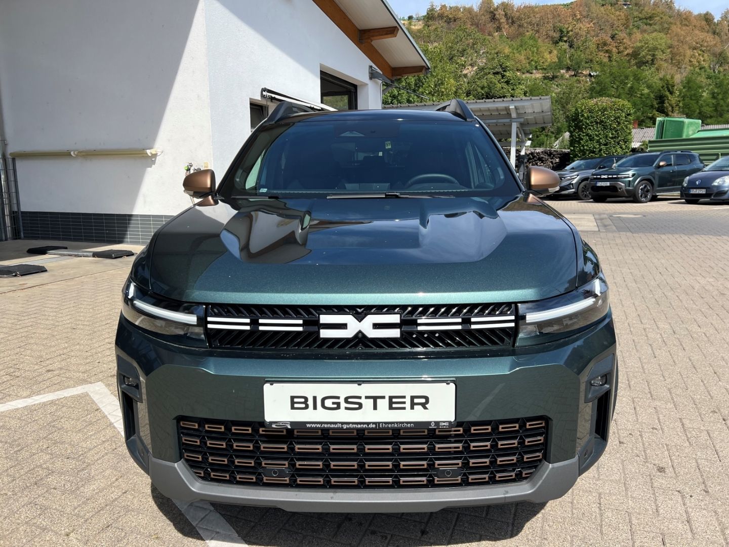 Fahrzeugabbildung Dacia Bigster Extreme HYBRID 155 El. Panodach Navi Dig