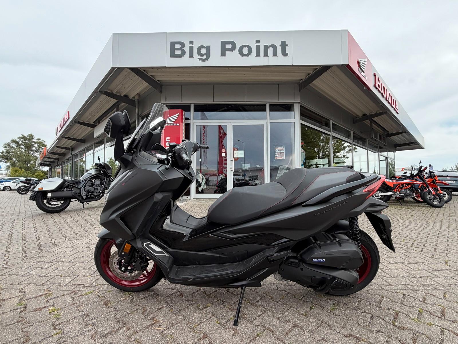 Honda Forza 125 Special Edition