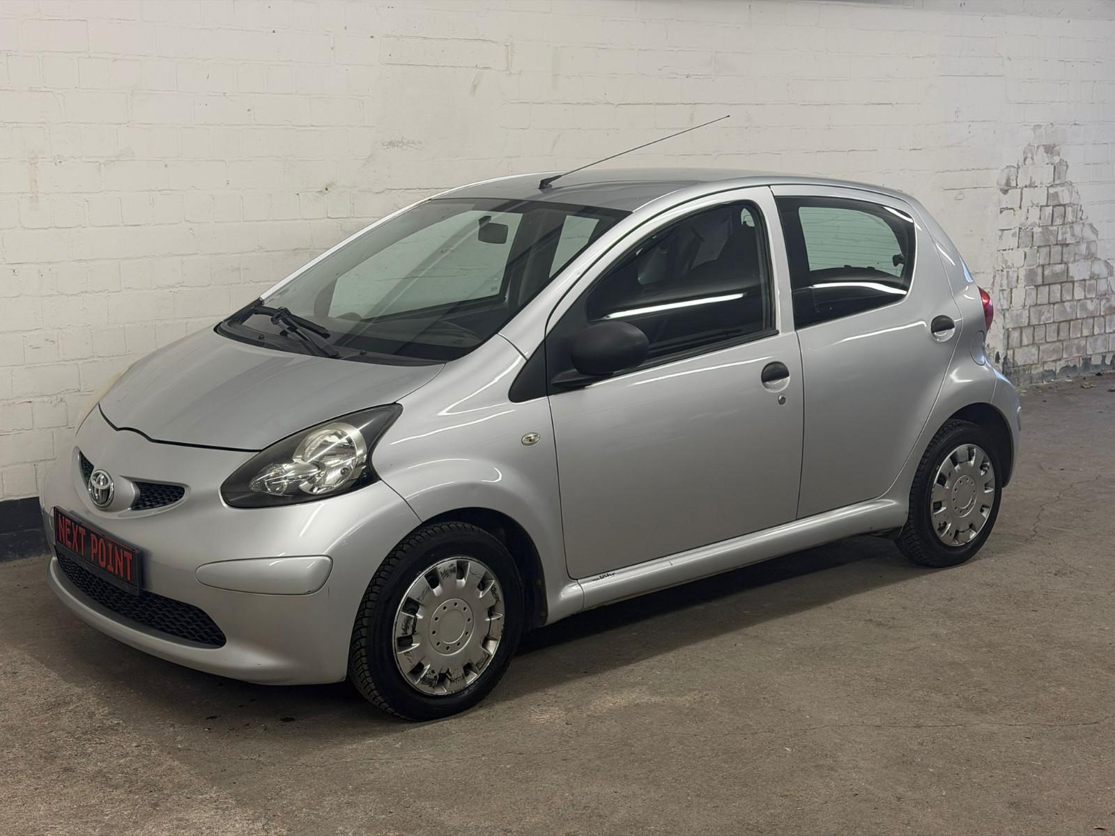 Toyota Aygo AYGO Basis