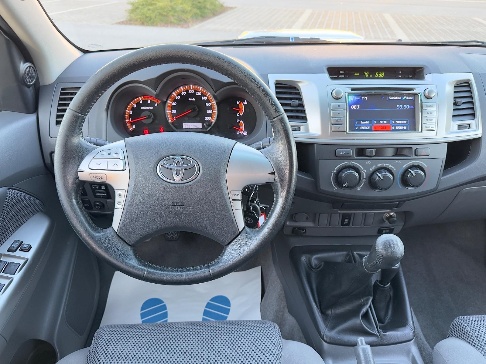 TOYOTA HILUX DOUBLECABINE 2.5 D-4D 145CH 4X4