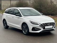 Fahrzeugabbildung Hyundai i30 1.0 T-GDI Connect & Go *Navi*Kamera*PDC*LED*