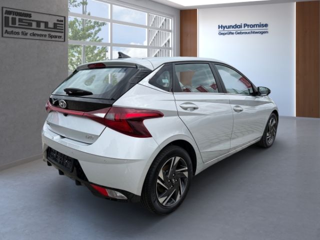 Fahrzeugabbildung Hyundai i20 1.0 T-GDI +CARPLAY+TEMPOMAT+SHZ+RFK+KLIMA+UV