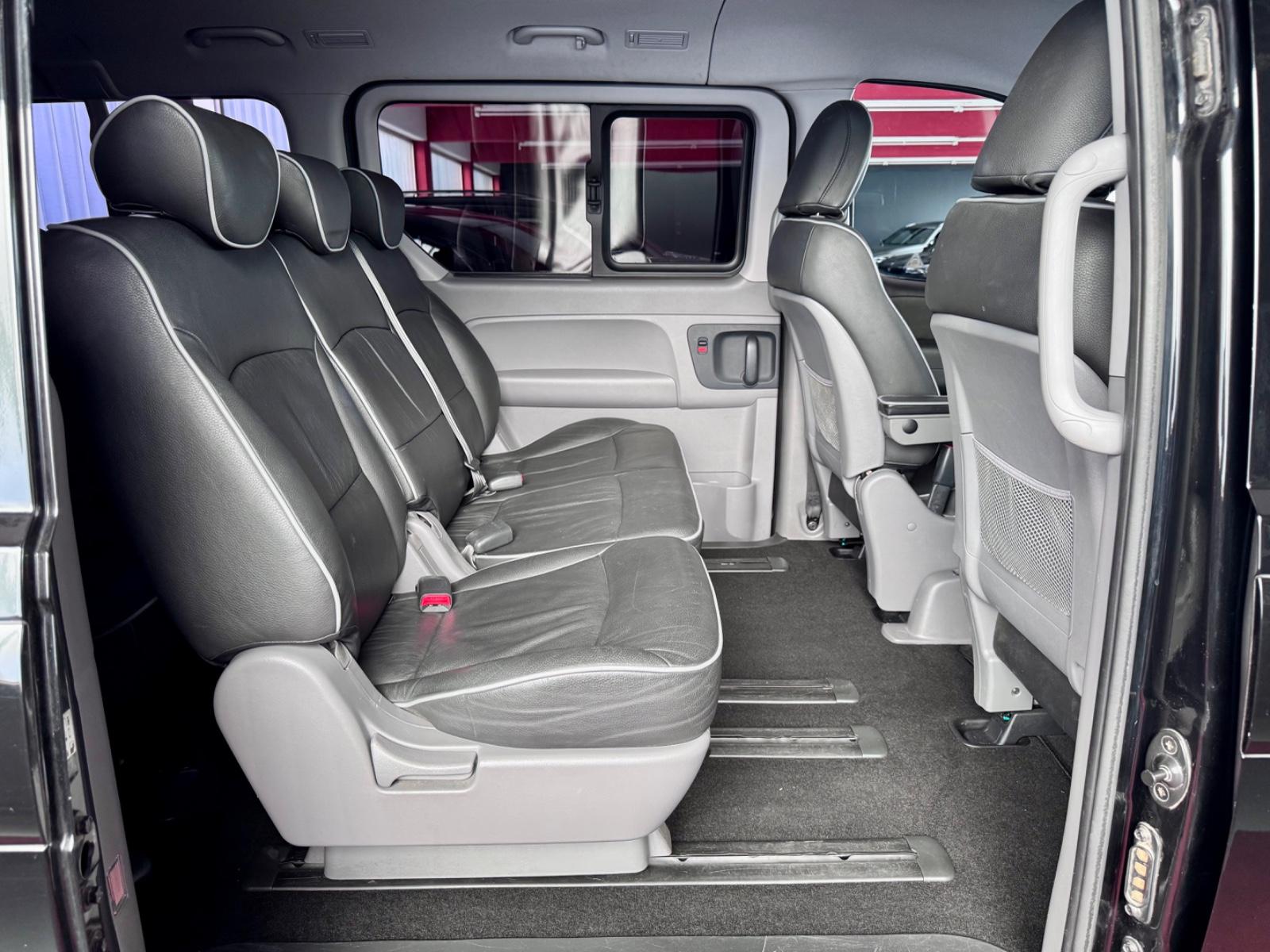 Hyundai H-1 Travel Comfort Leder Navi Automatik Kamera
