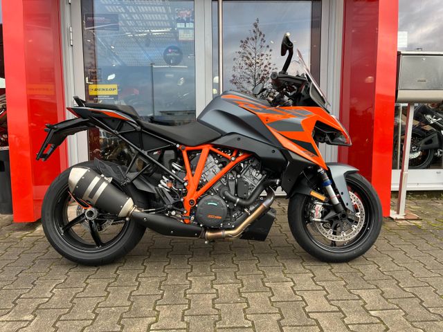 KTM 1290 Super Duke GT