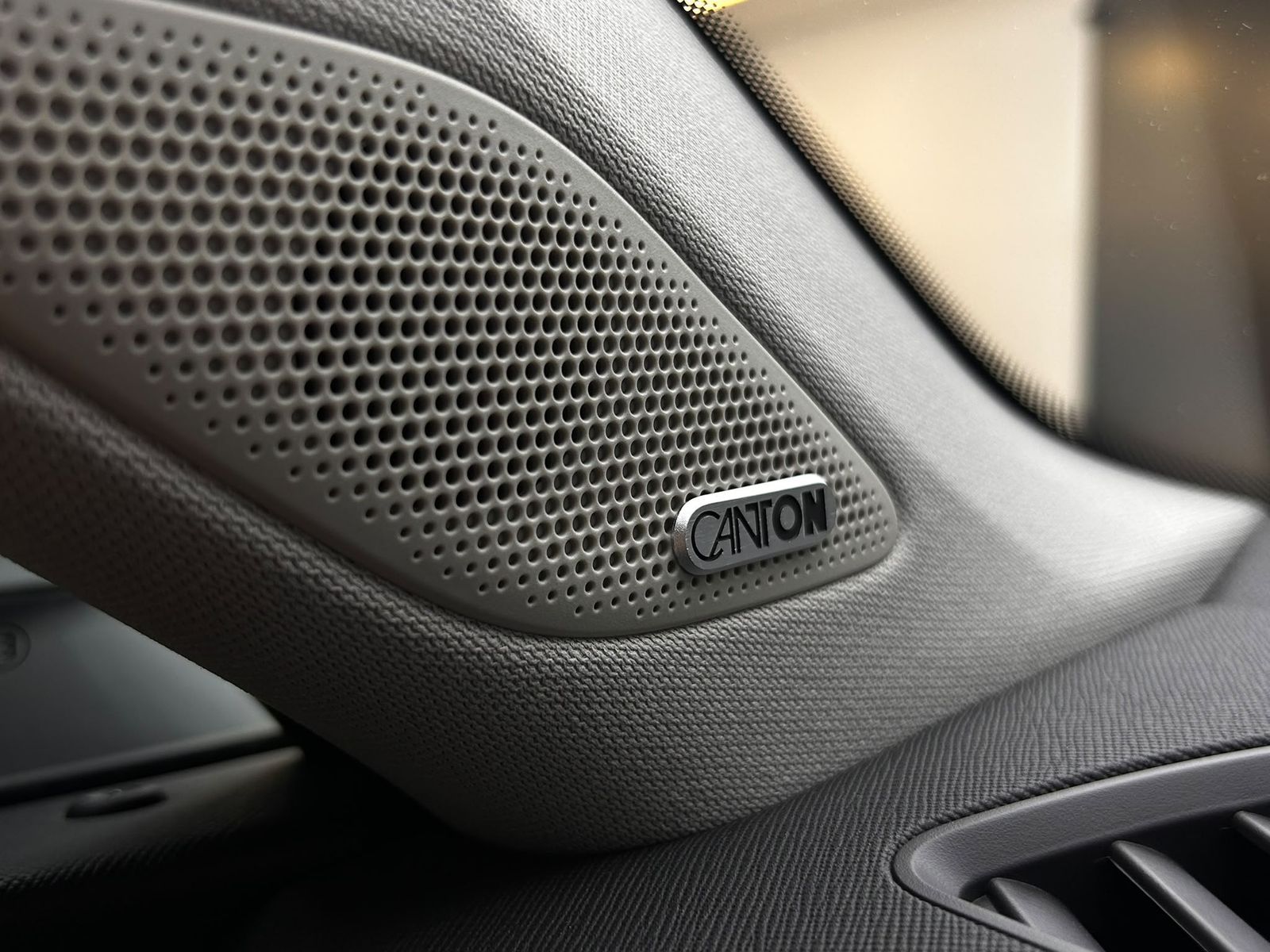 Fahrzeugabbildung SKODA Kodiaq 2.0 TDI DSG 4x4 Select 7SI+MEMO+LED++AHK+