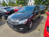 Kia Ceed Sportswagon Seven Stars+Klima+AHK - Kia cee'd / Ceed aus 2010: Kombi