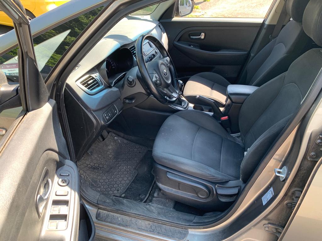 Kia Carens