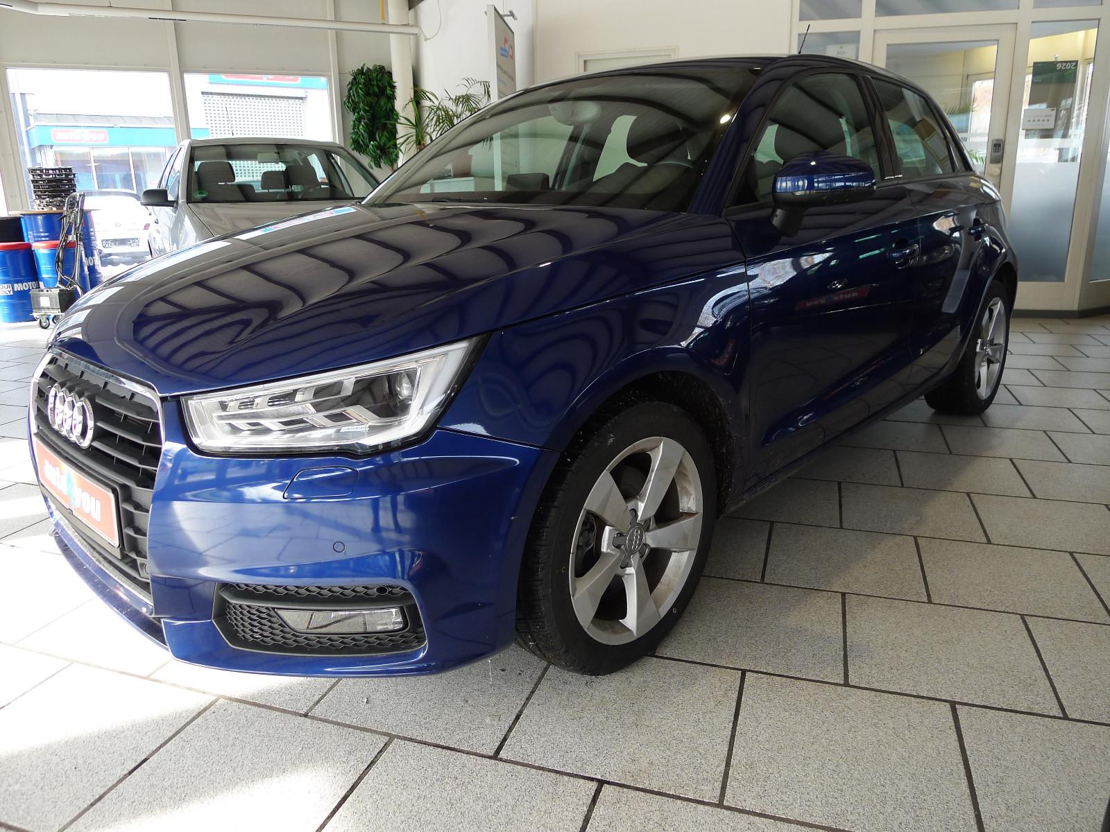 Audi A1 Sportback sport AUTOMATIK*XENON*NAVI*AHK*