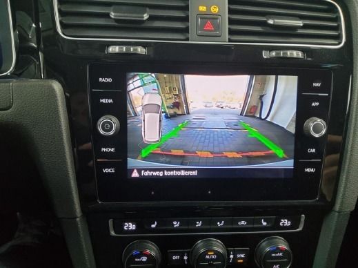 Fahrzeugabbildung Volkswagen Golf VII Variant 14TSI DSG JOIN ANHZV KAMERA PDC