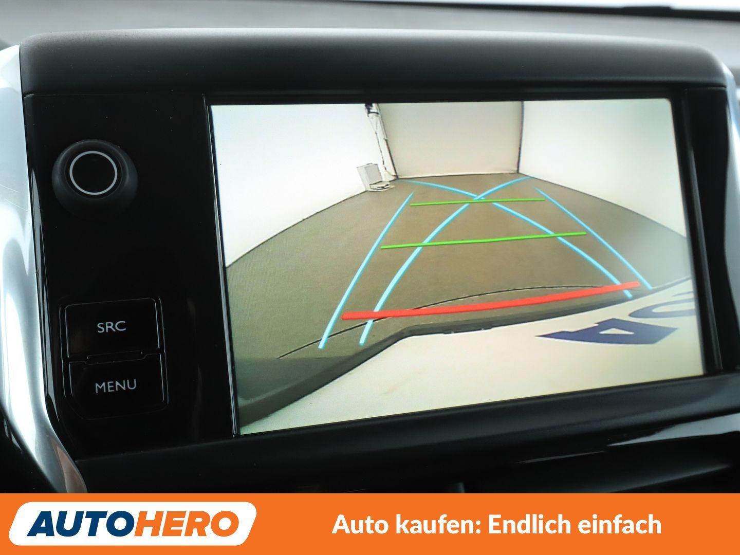 Peugeot 2008 1.2 PureTech Allure*NAVI*TEMPO*CAM*PDC*SHZ*